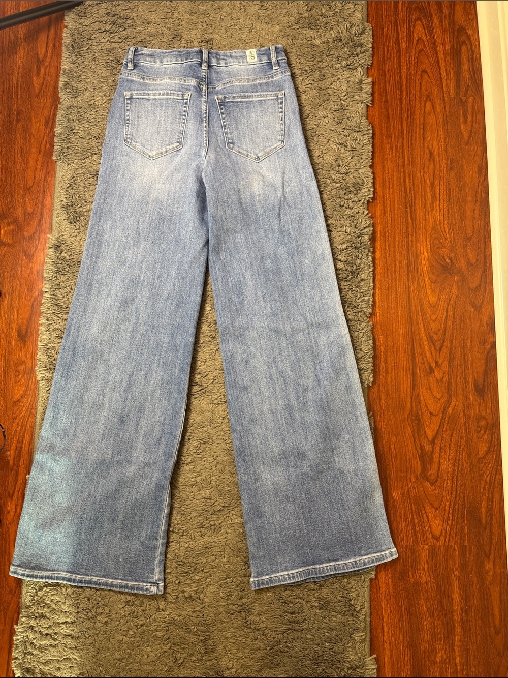 Altar'd State Light-Medium Wash High Rise Wide Leg Jeans - Size 26 - Picture 4 of 5